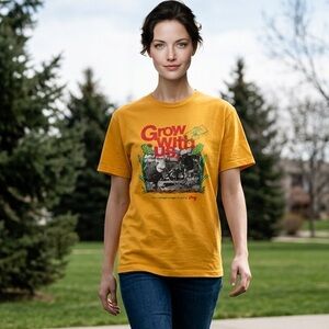 NWOT LRG Unisex Yellow Short Sleeve Graphic Tee Shirt Grow With Us- Size M